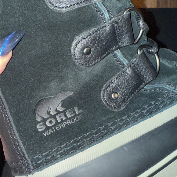 Sorel Black and Gray Winter Boots - Picture 15 of 17